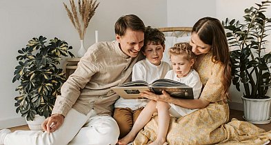 „Między Nami” – ubezpieczenie, które pomaga, gdy życie zmienia plan