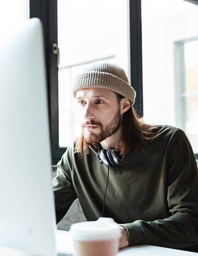 Jedno kliknięcie pracownika może kosztować firmę fortunę.