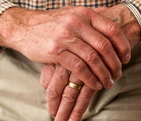 Fala odwołań do sądów. Seniorzy walczą o swoje pieniądze z ZUS-10175