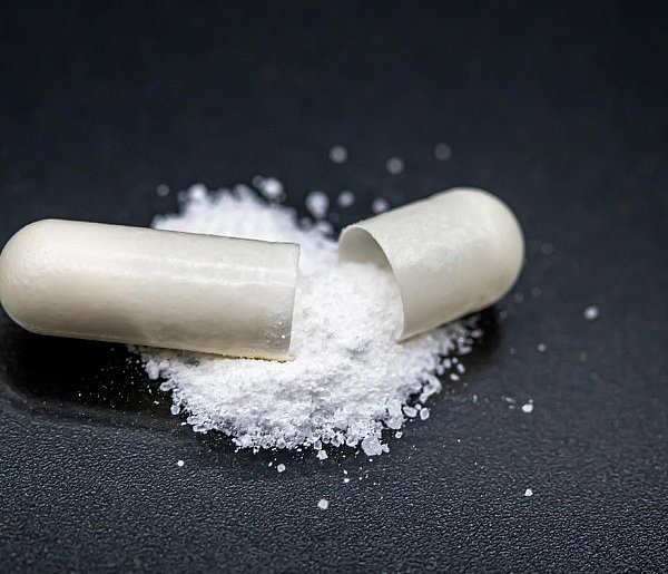 Salmonella w popularnym suplemencie. „Nie należy spożywać”-10582