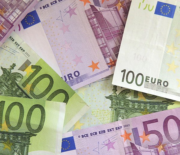 Wygląd banknotów do zmiany. Na jeden z nich może trafić znana Polka-10824