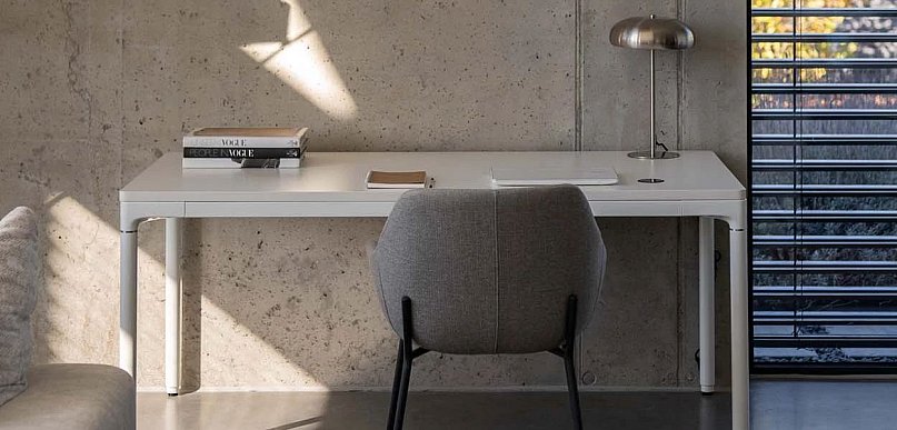 Wygodne krzesło biurowe - jak rozpoznać model, który naprawdę wspiera plecy?