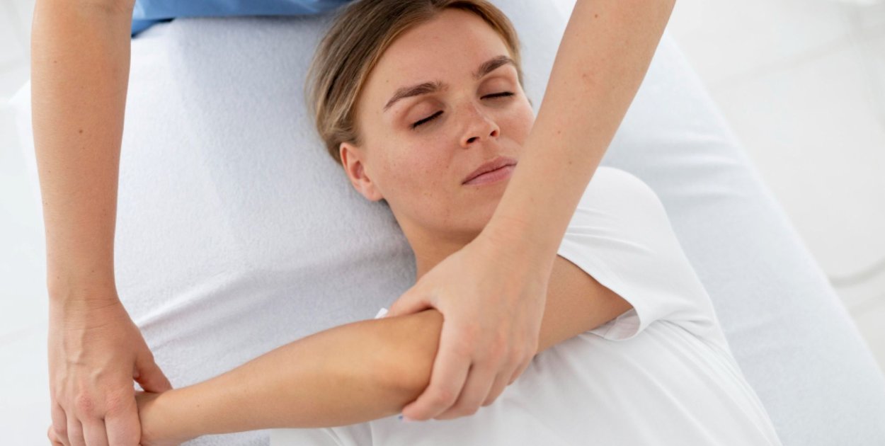 Czym jest terapia manualna i kiedy warto się na nią zdecydować?